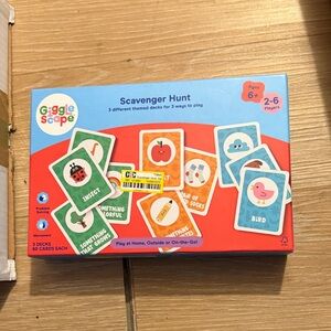 Scavenger Hunt Kids Game – Blue, Red, Green